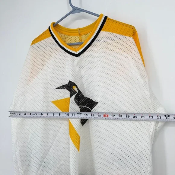 Vintage CCM Pittsburgh Penguins Mesh Penguin Hockey Jersey Mens XL White 90s USA
